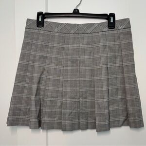 Uniqlo pleated mini skirt